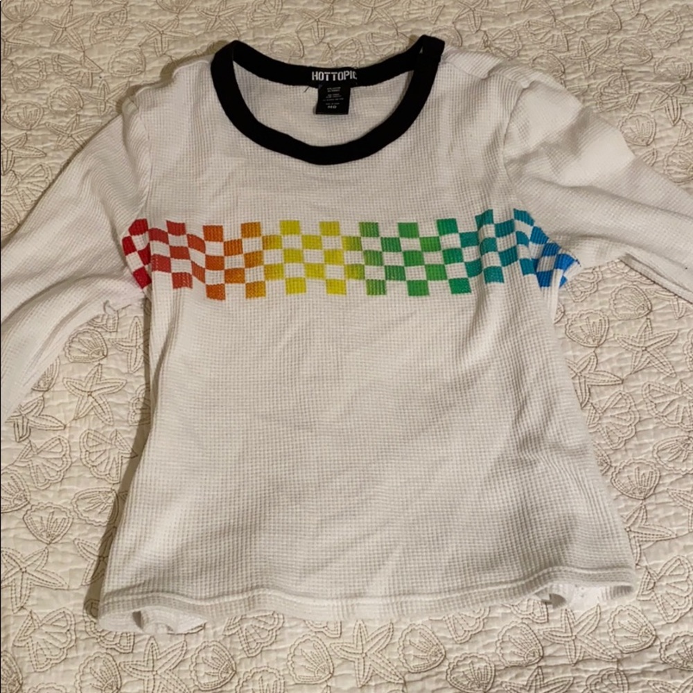 White cropped long sleeve shirt